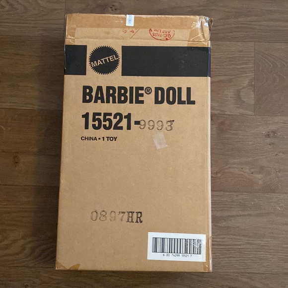 Emerald Embers Barbie by Bob Mackie 1997 NRFB - Picture 5 of 5